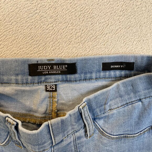 Judy Blue Womans Lincoln Mid‑Rise Pull‑On Skinny Jegging Size 9/29 Light Wash De - Picture 15 of 16